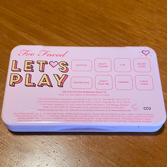 Too Faced Let’s Play on the Fly Eyeshadow Palette - Picture 8 of 16